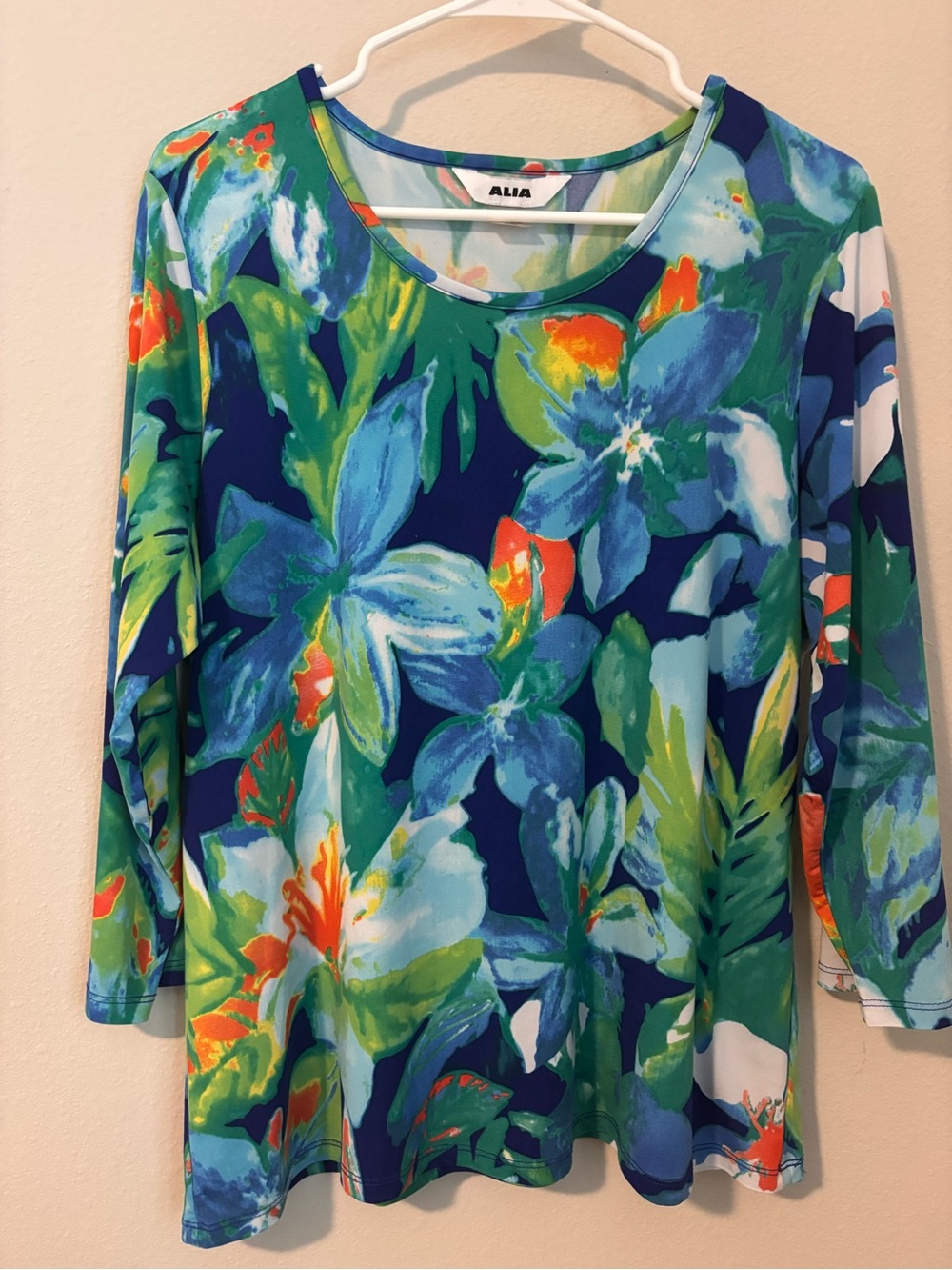 Alia Blue Floral Print Like Lilly Pulitzer Scoop Neck Top